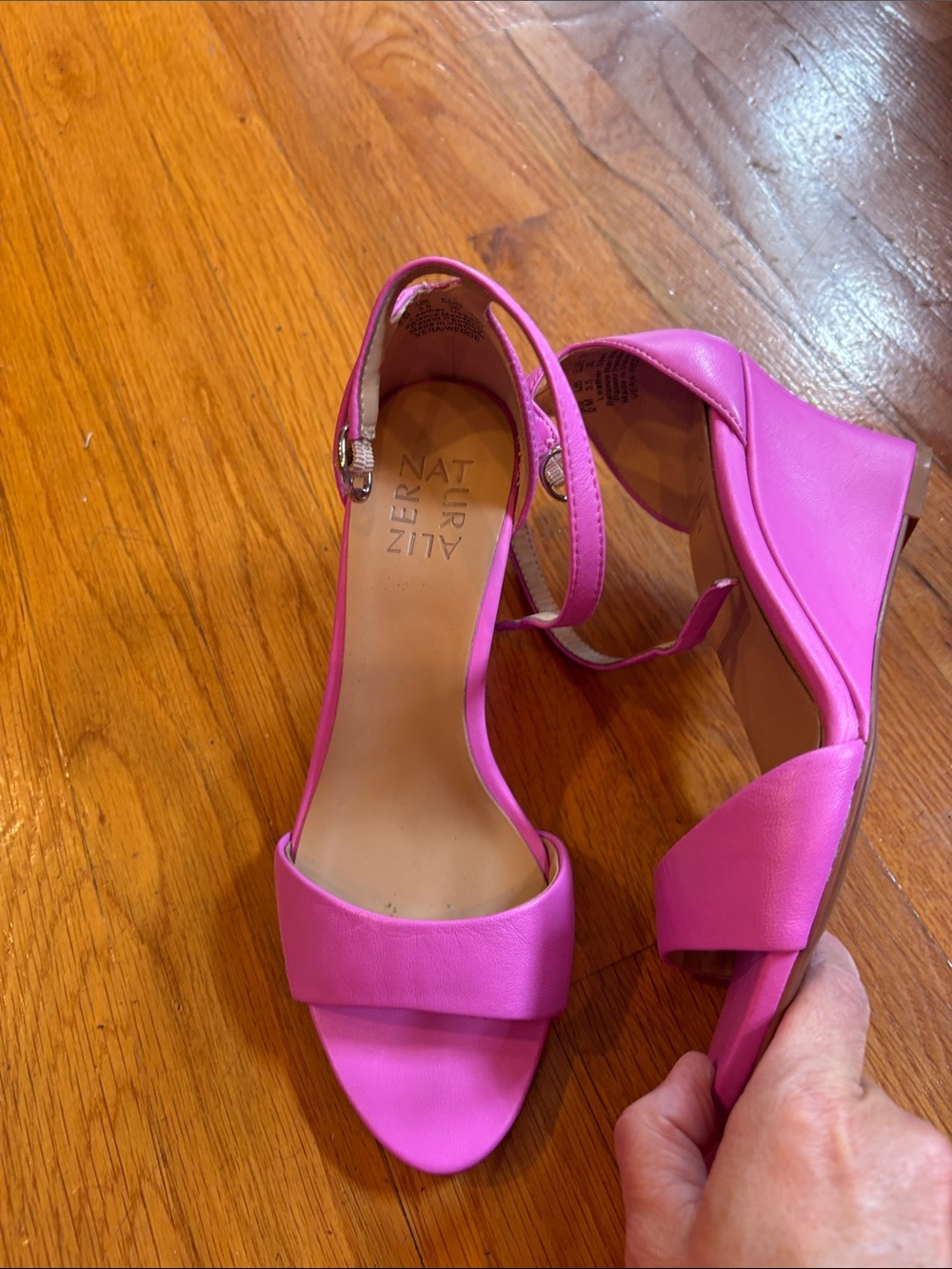 Naturalizer Hot Pink Open-Toe Ankle Strap Block Heel Sandals Size 6